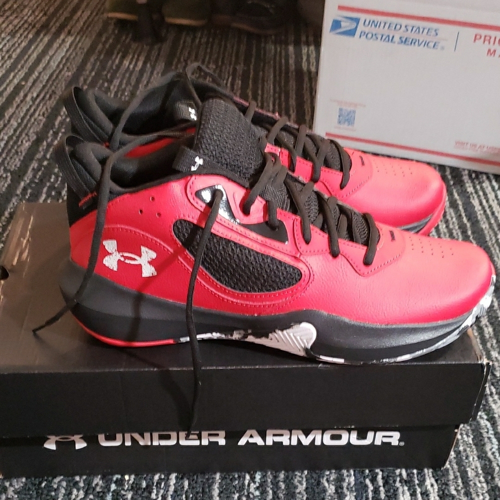 Under Armour Red and Black Athletic Shoes with Cushioned Sole